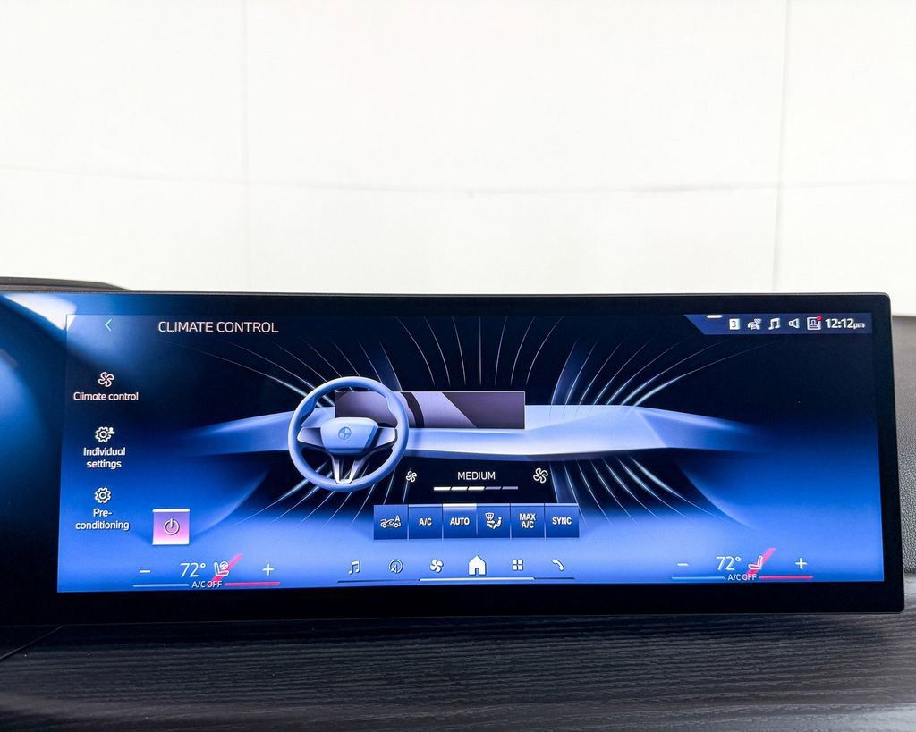 Thumbnail: 2025 BMW i4 - 44