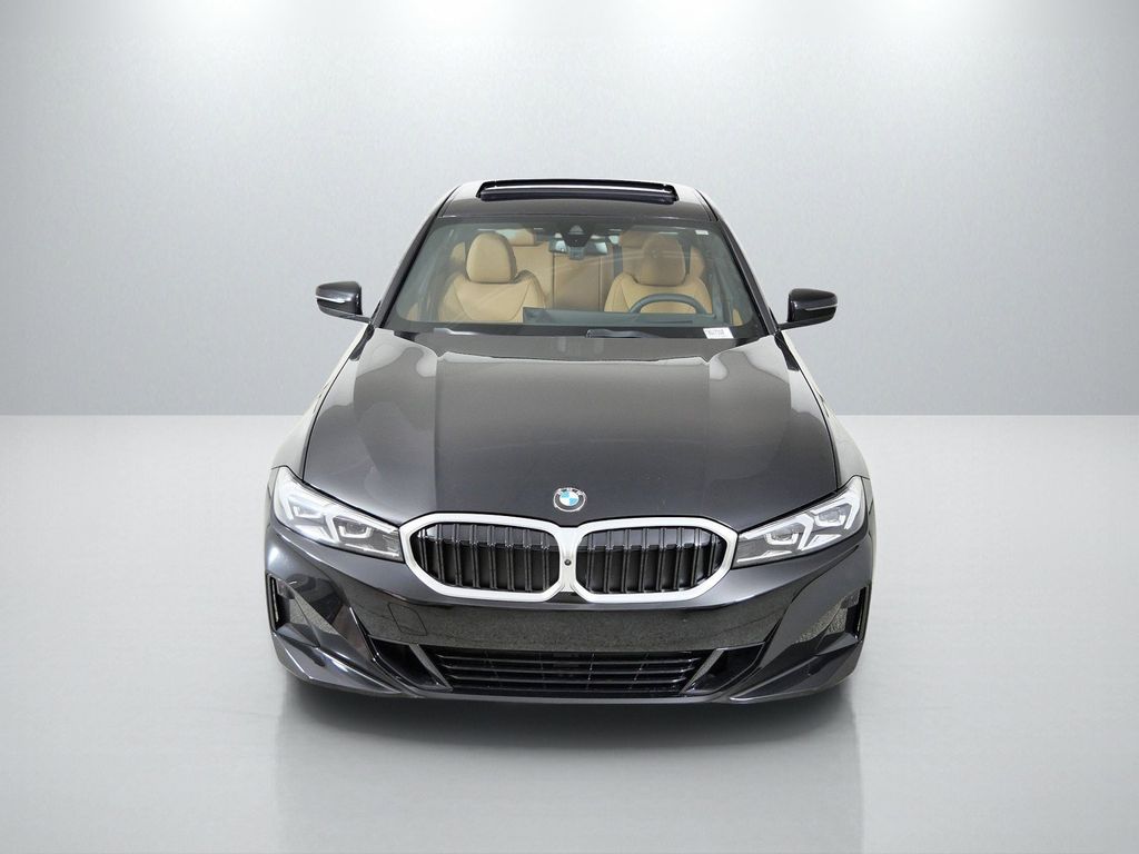 Thumbnail: 2026 BMW 3 Series - 16