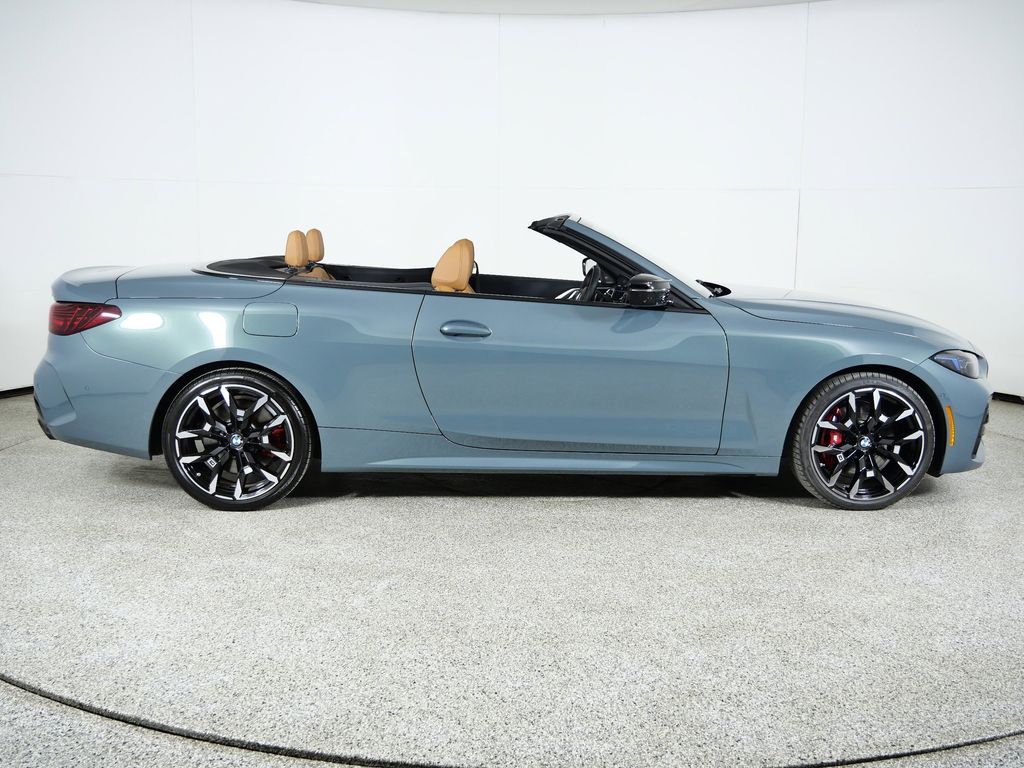 Thumbnail: 2025 BMW 4 Series - 10