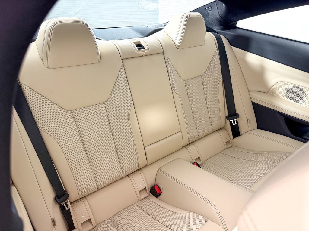 Thumbnail: 2026 BMW 4 Series - 28