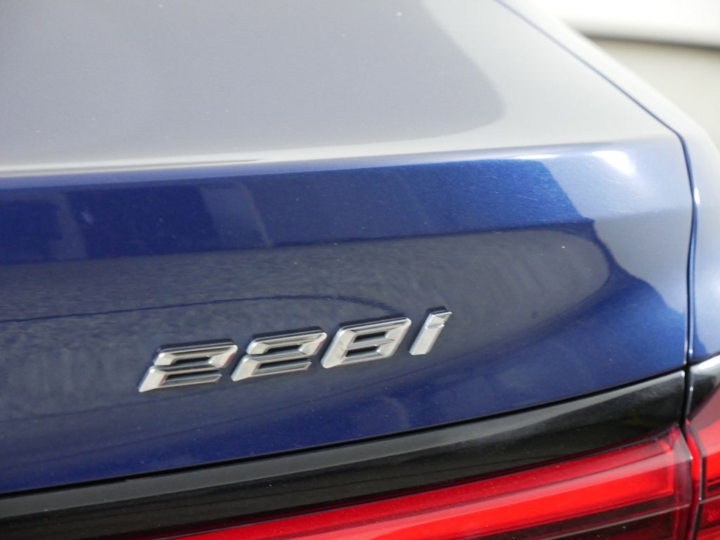 Thumbnail: 2022 BMW 2 Series - 12