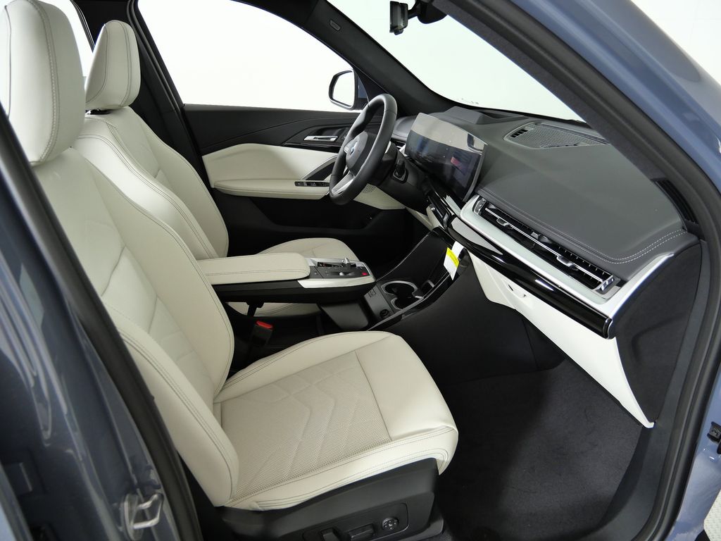 Thumbnail: 2026 BMW X1 - 20