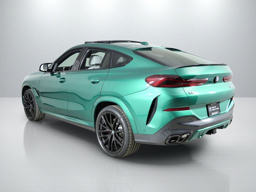 Thumbnail: 2026 BMW X6 - 14