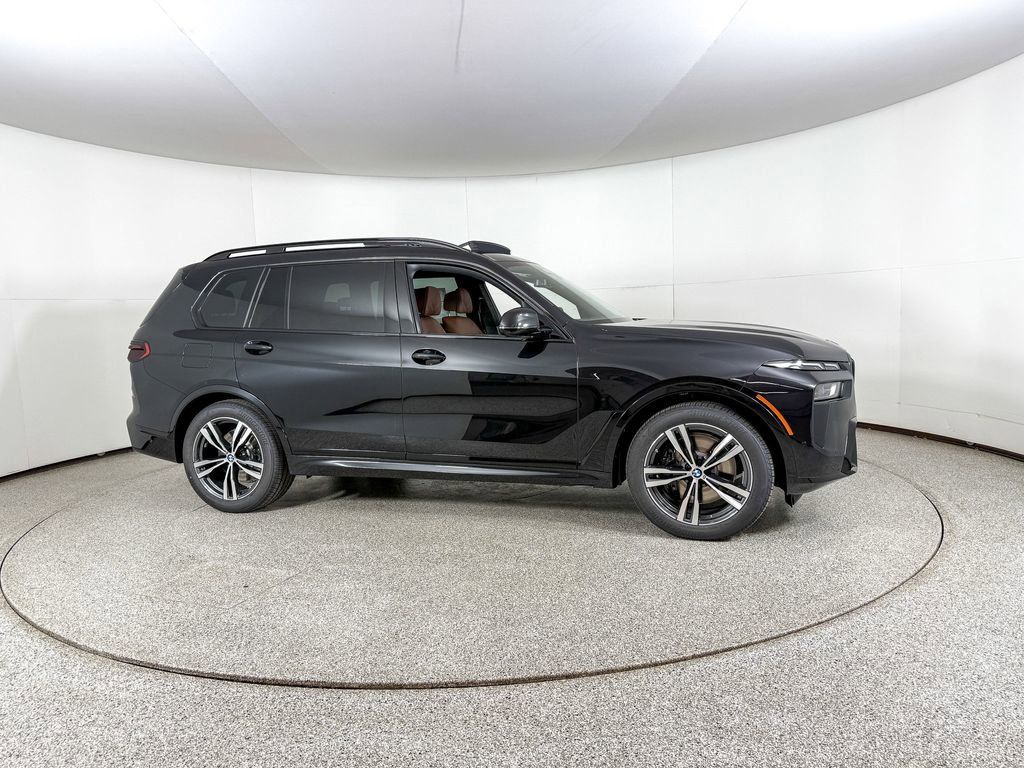 Thumbnail: 2026 BMW X7 - 5