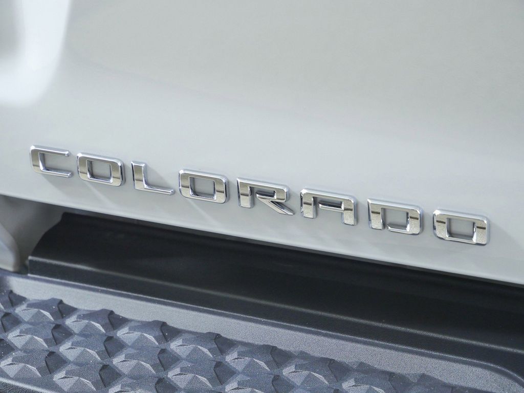 Thumbnail: 2025 Chevrolet Colorado - 14