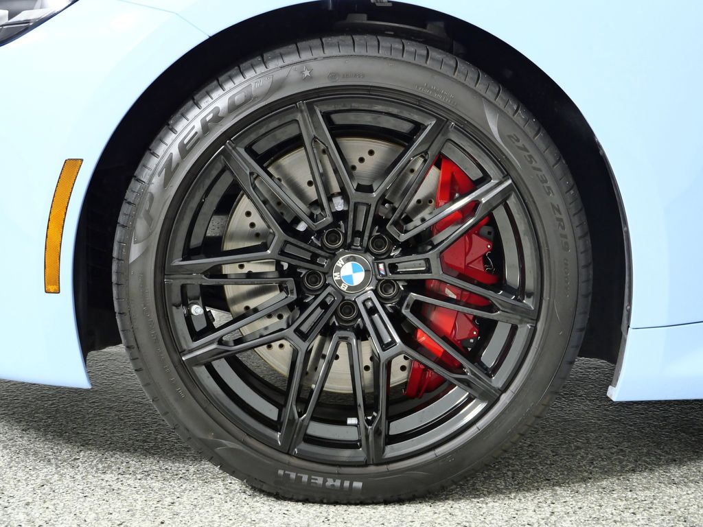Thumbnail: 2025 BMW M2 - 18