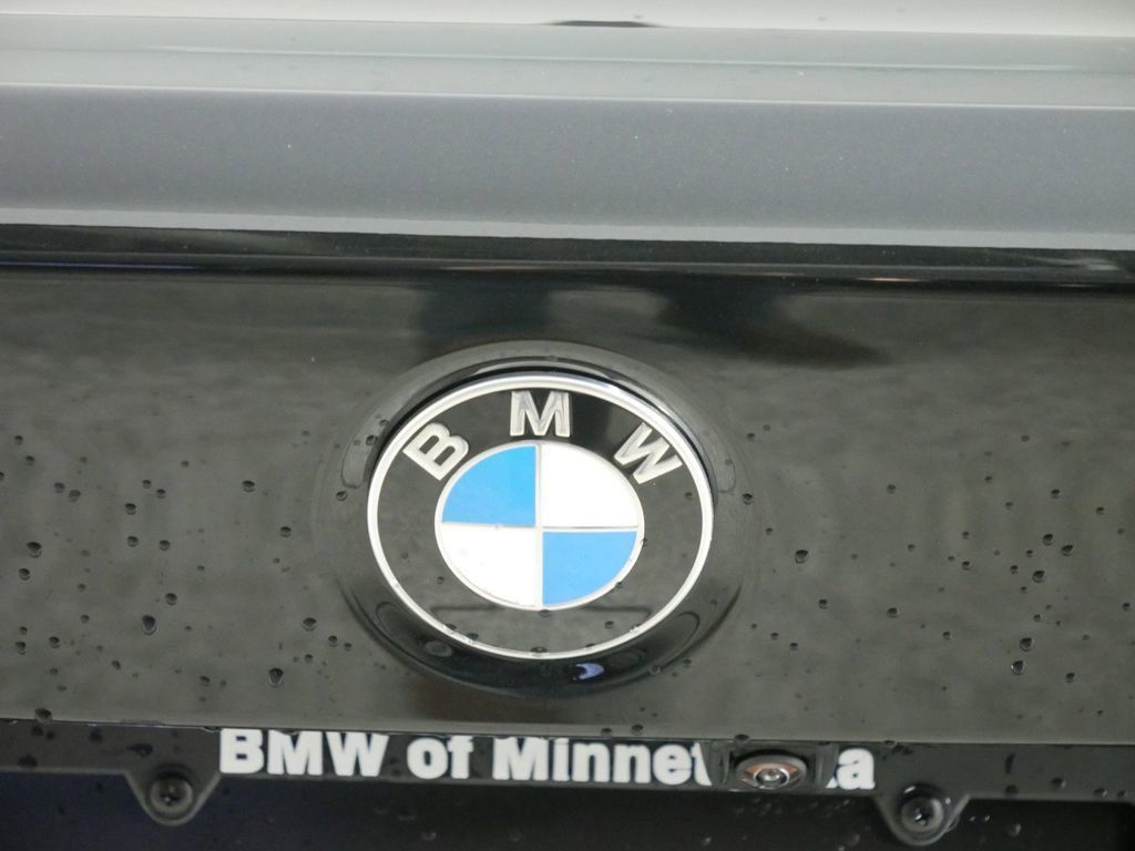 Thumbnail: 2025 BMW 3 Series - 14