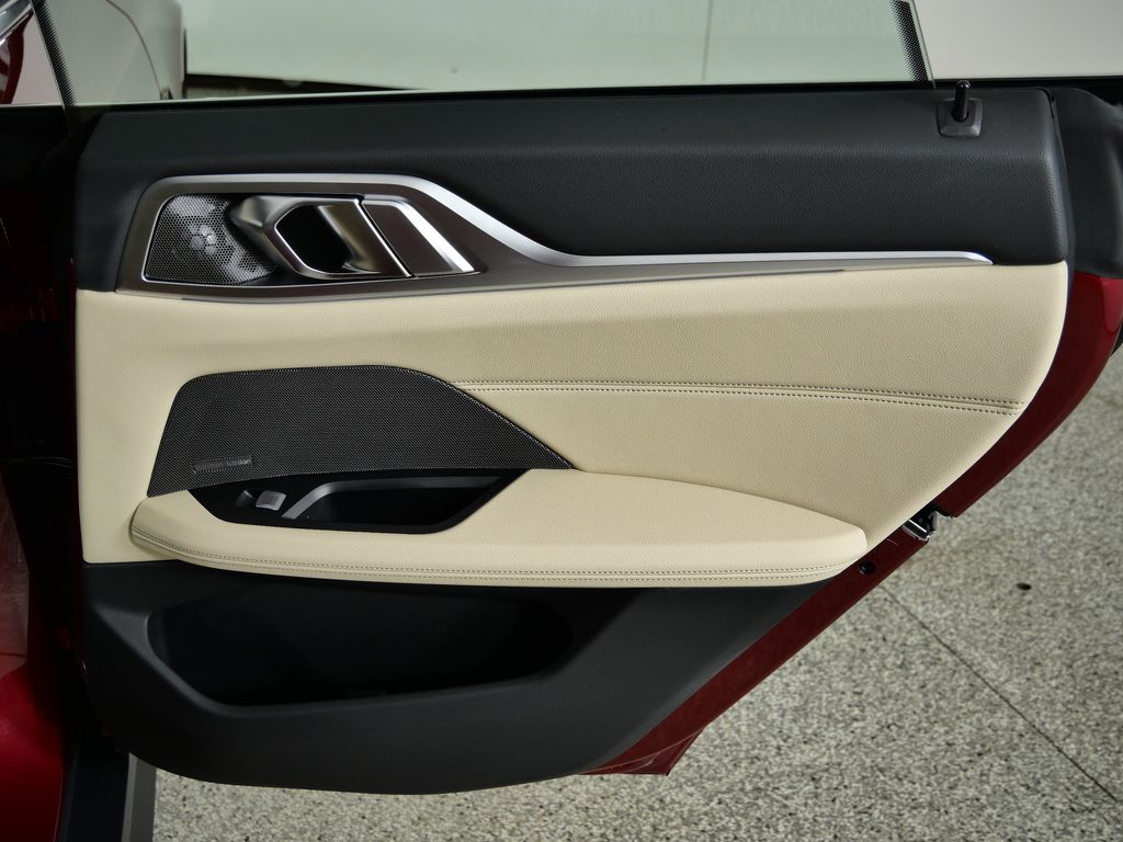 Thumbnail: 2025 BMW i4 - 29