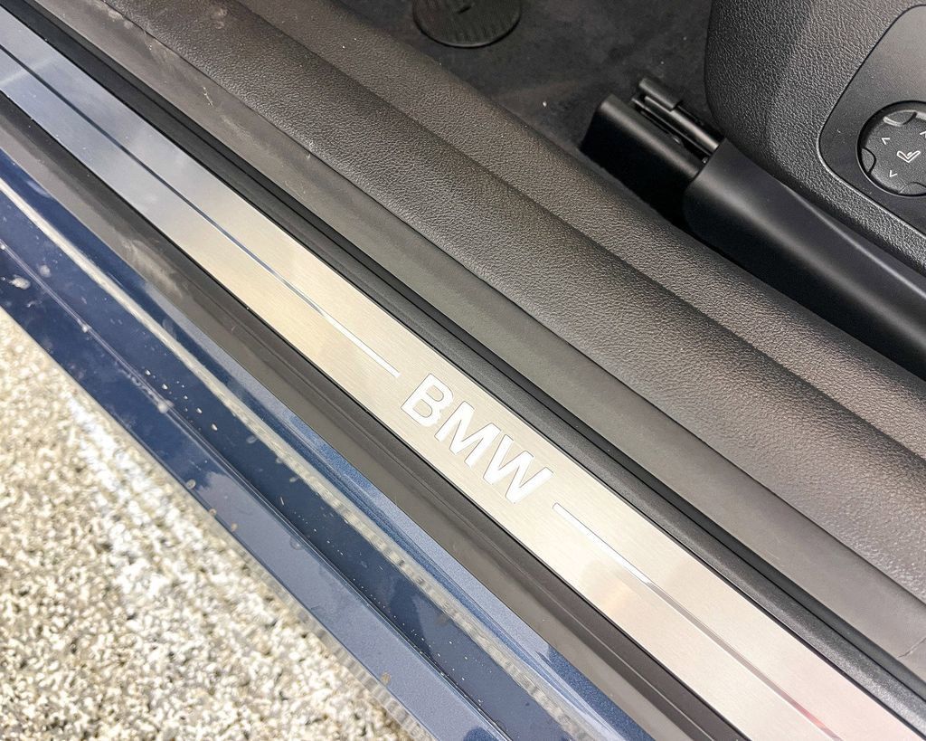 Thumbnail: 2025 BMW 4 Series - 36