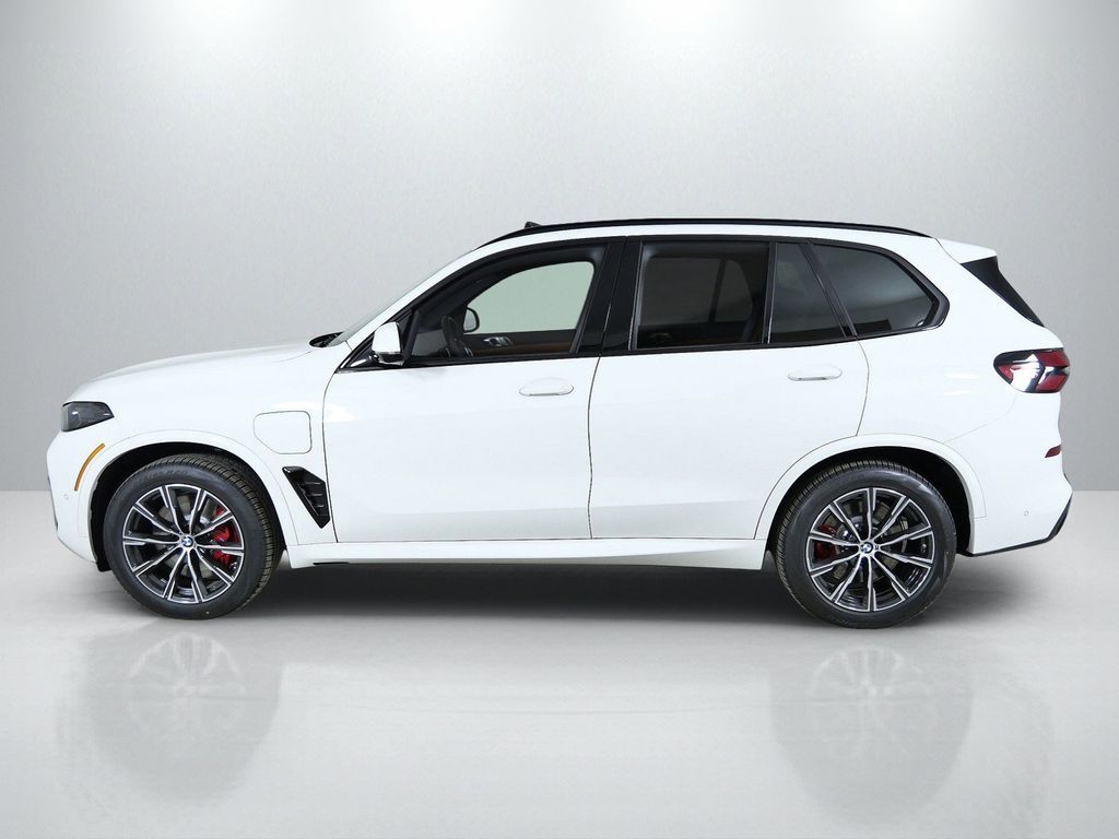 Thumbnail: 2026 BMW X5 - 15