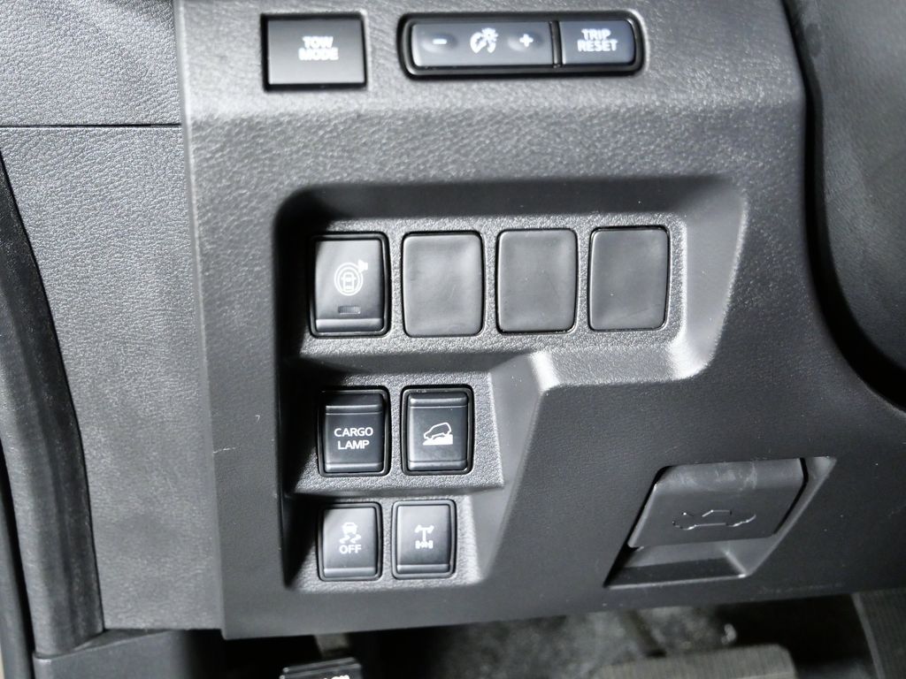 Thumbnail: 2023 Nissan Frontier - 38