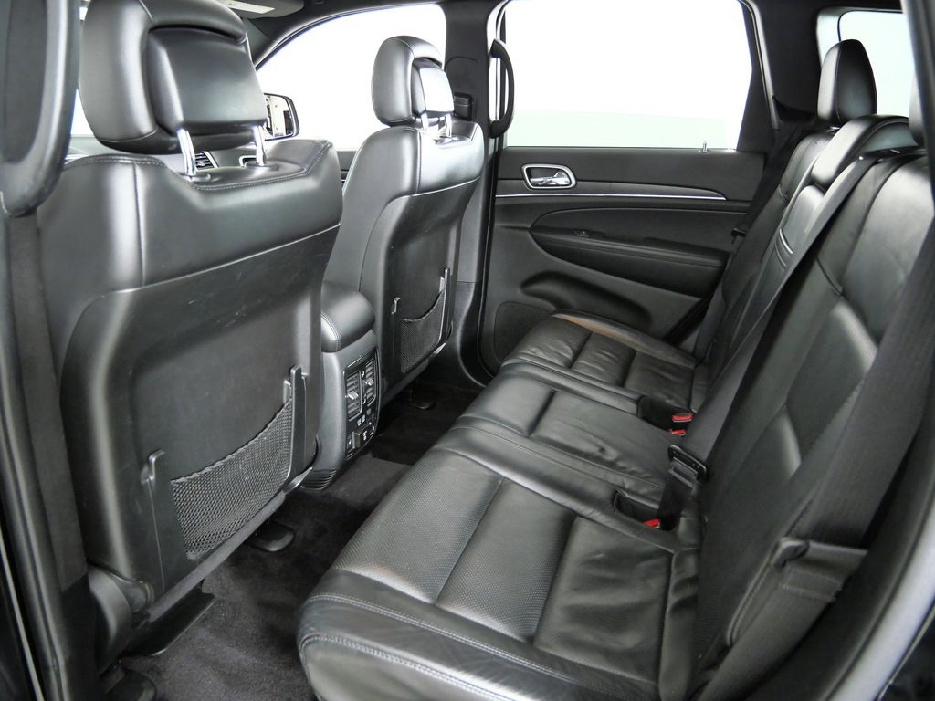 Thumbnail: 2018 Jeep Grand Cherokee - 31