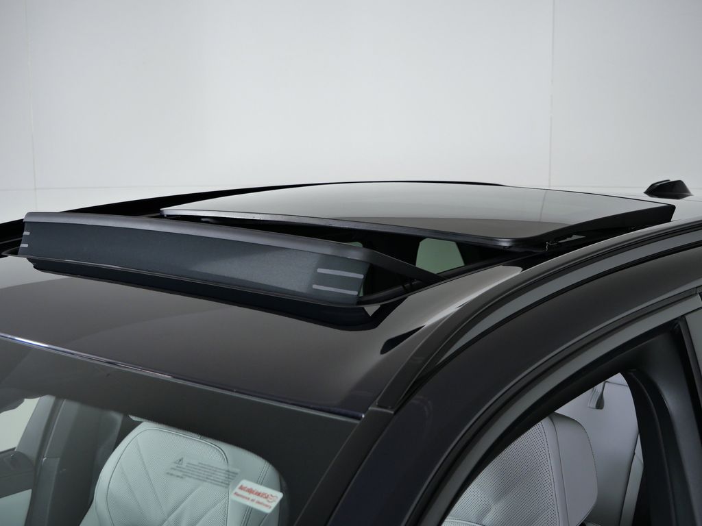 Thumbnail: 2026 BMW X5 - 18