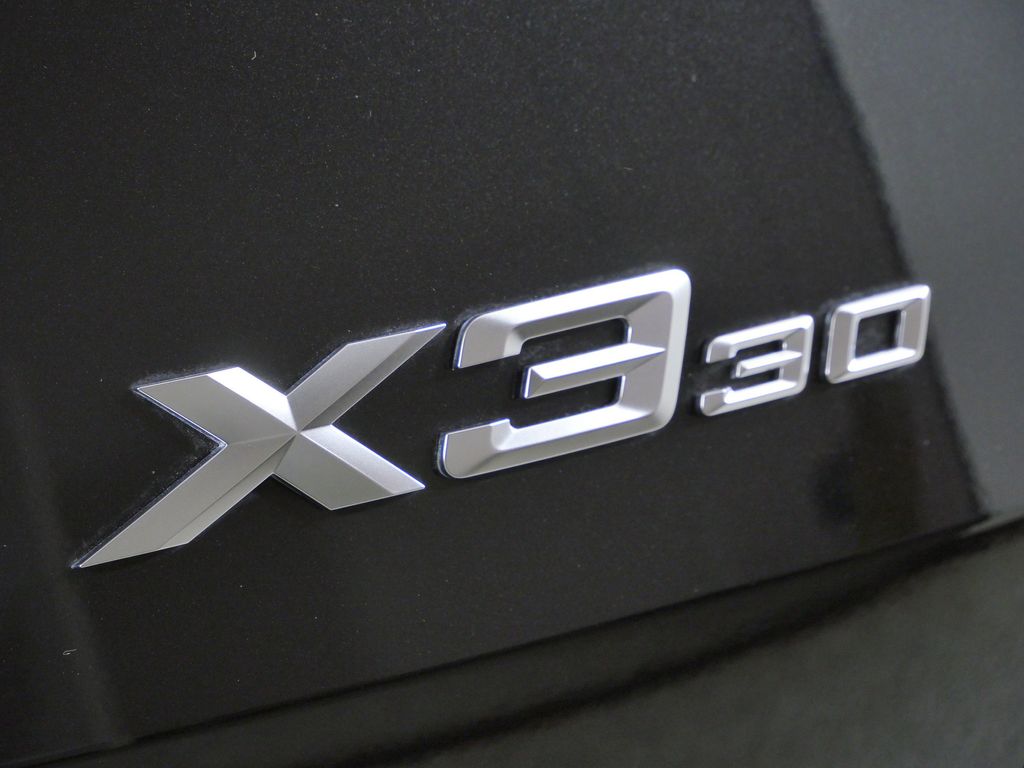 Thumbnail: 2026 BMW X3 - 12
