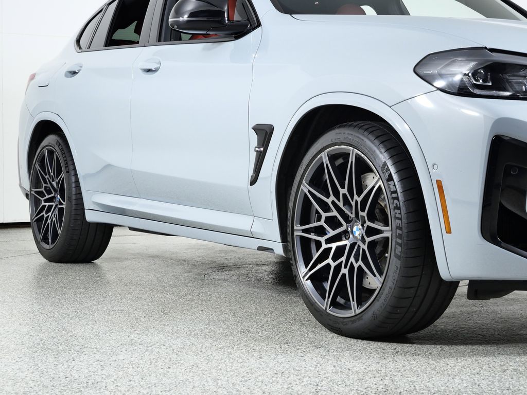 Thumbnail: 2023 BMW X4 - 7