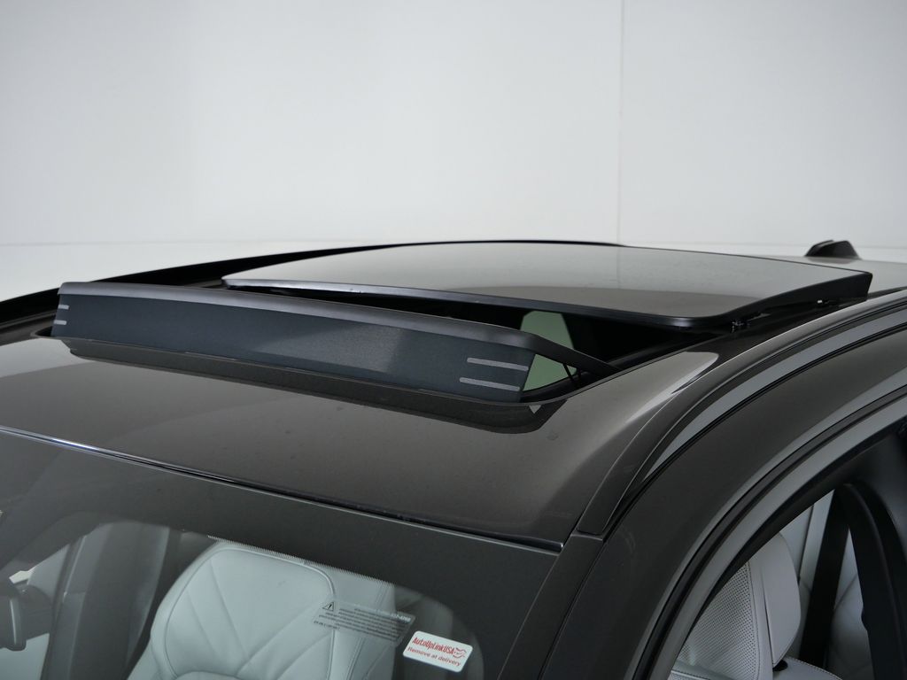 Thumbnail: 2026 BMW X5 - 18