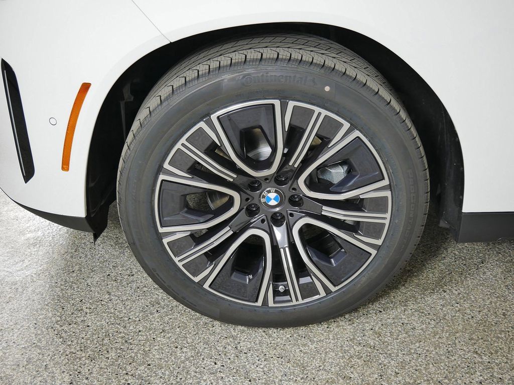 Thumbnail: 2026 BMW X3 - 16