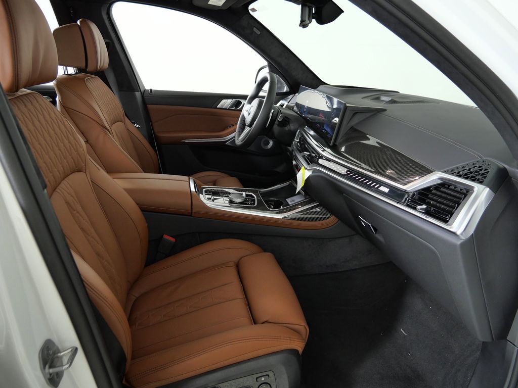 Thumbnail: 2026 BMW X7 - 20