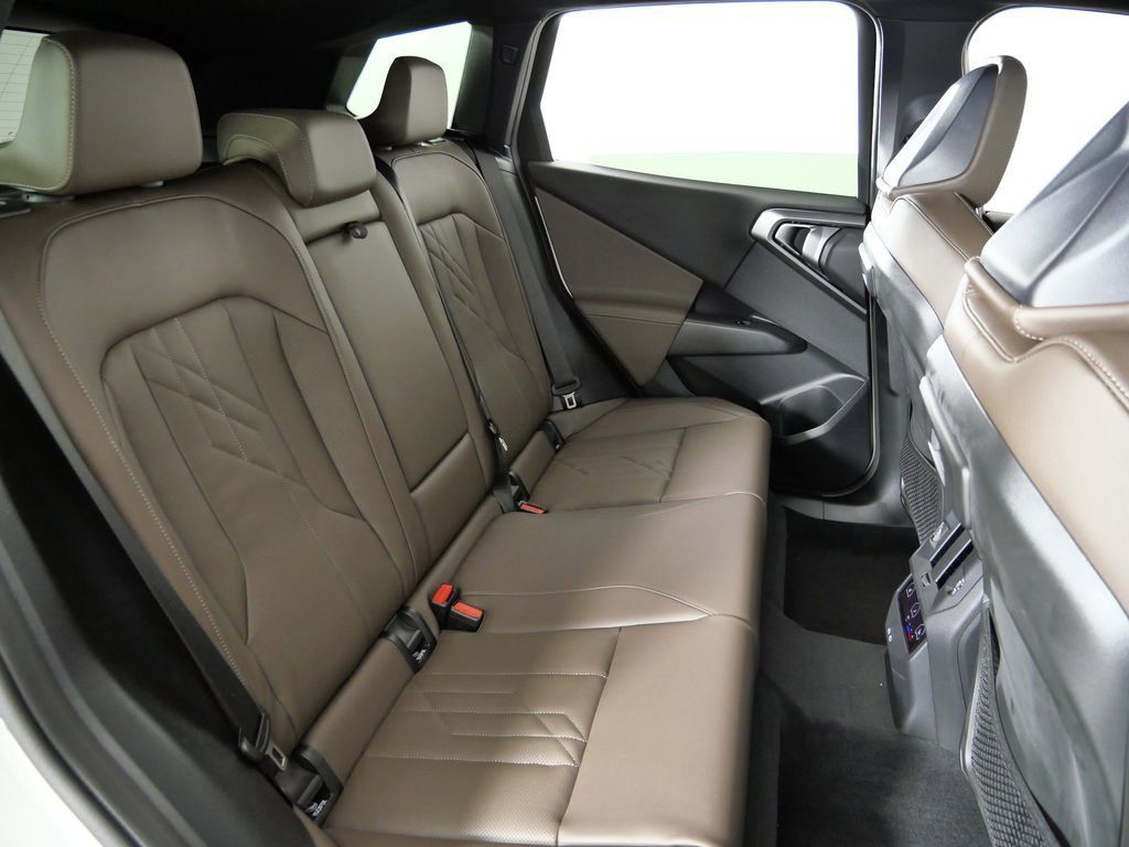 Thumbnail: 2026 BMW X3 - 26