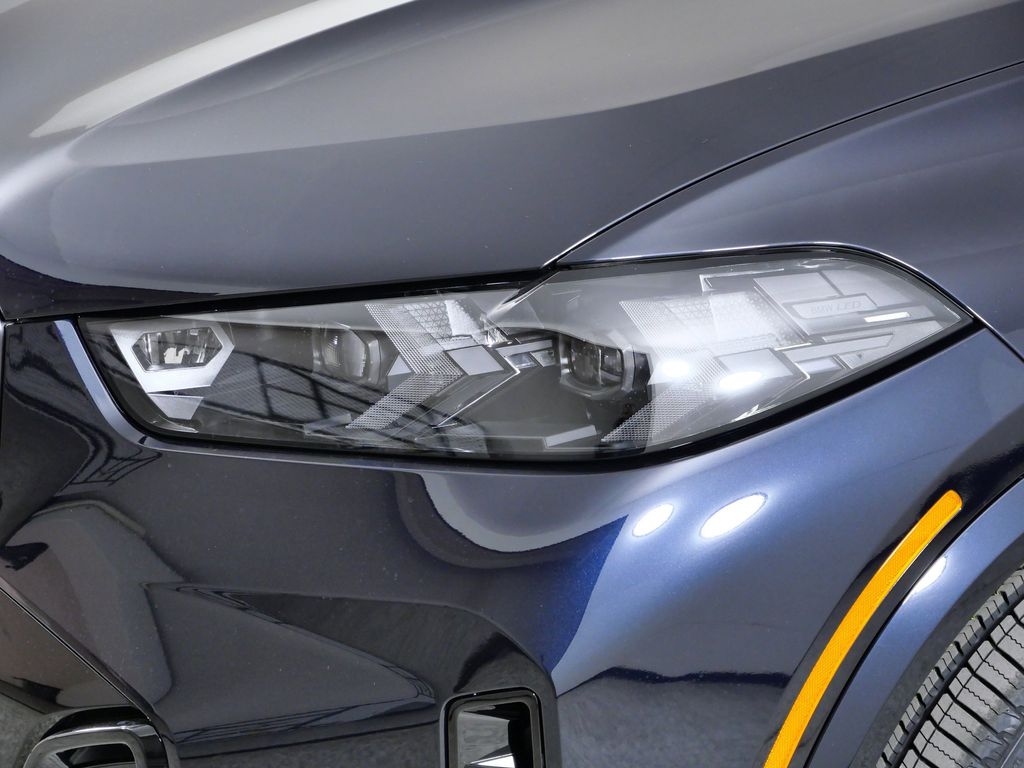 Thumbnail: 2026 BMW X5 - 3