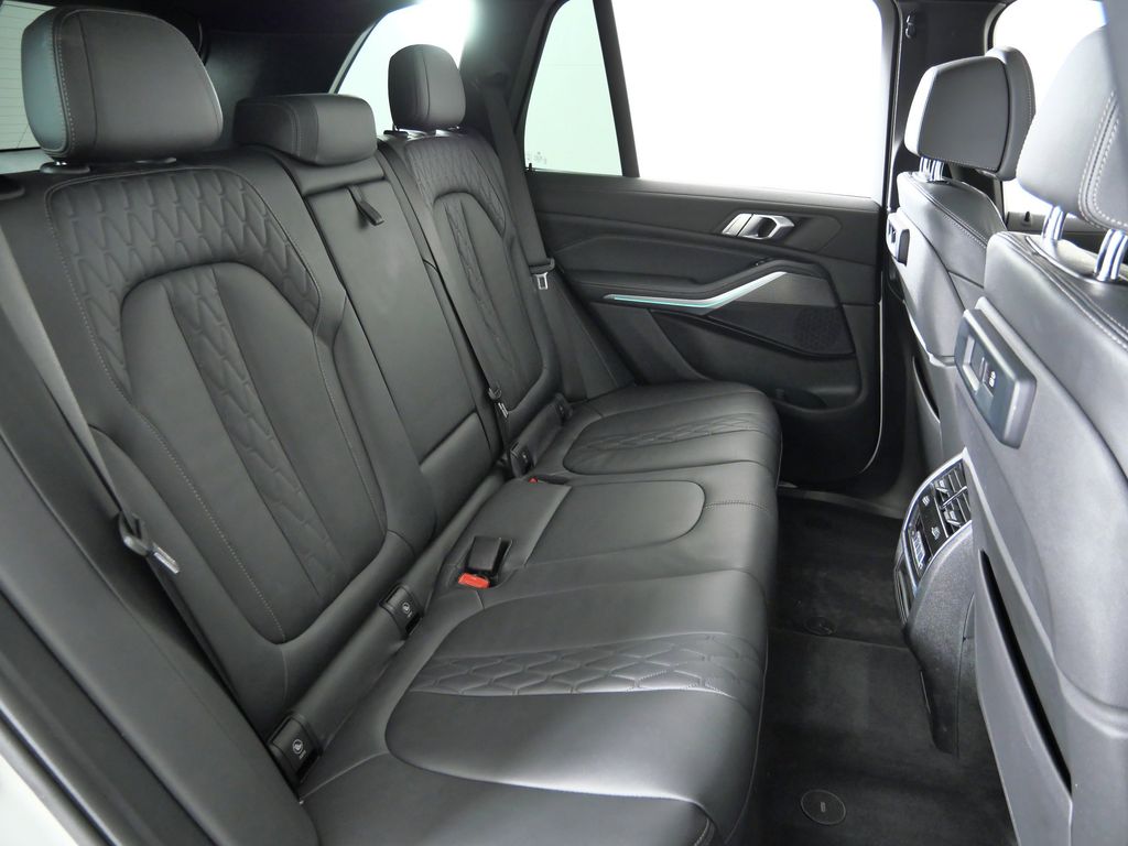 Thumbnail: 2022 BMW X5 - 27