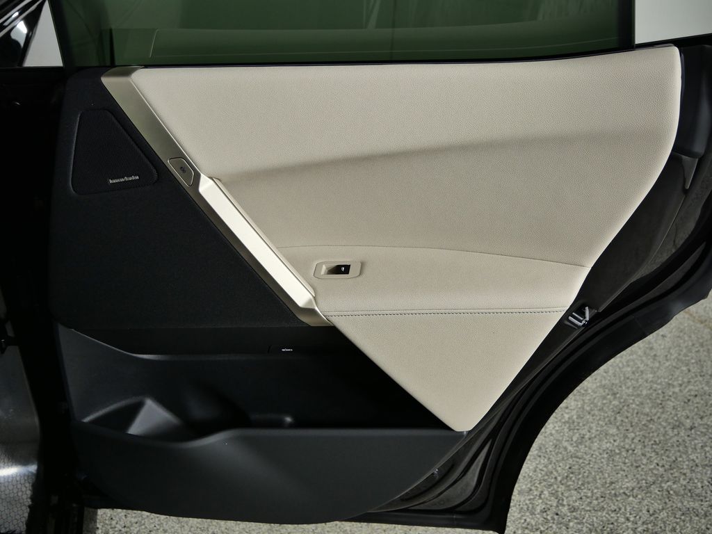 Thumbnail: 2026 BMW iX - 24