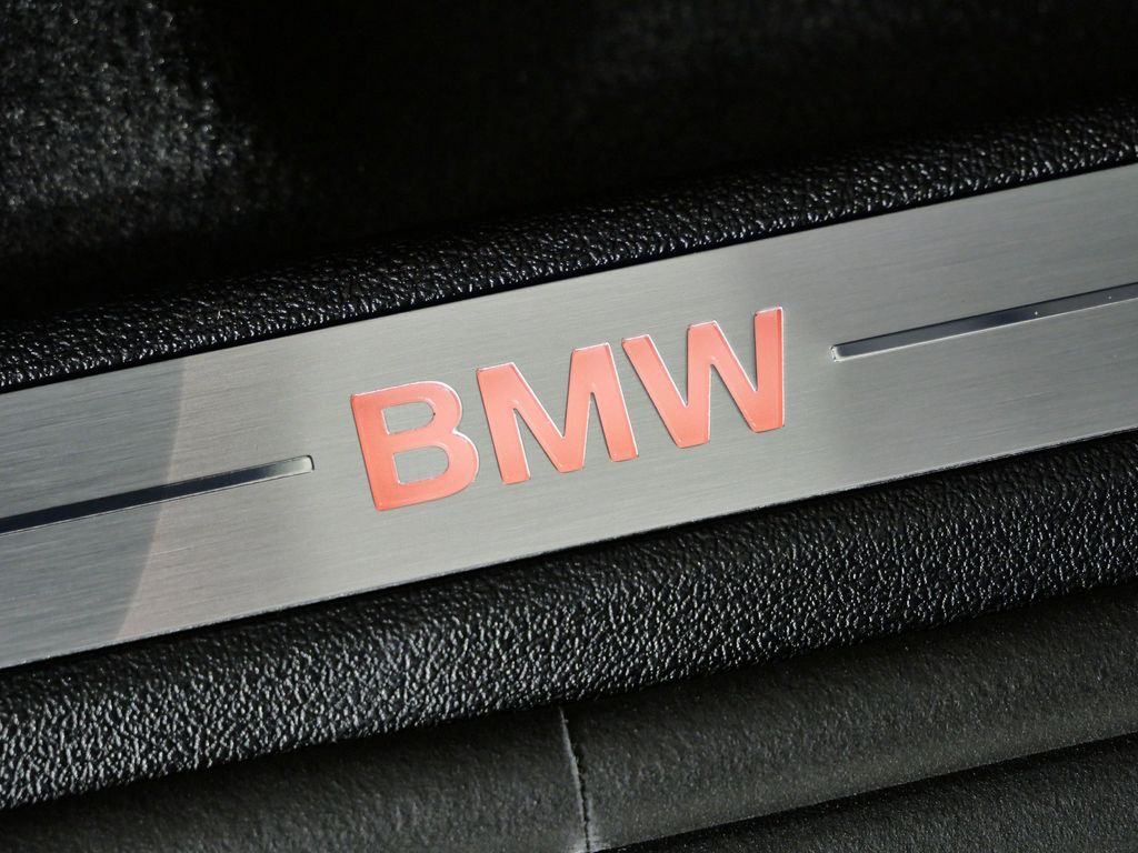 Thumbnail: 2026 BMW X5 - 23