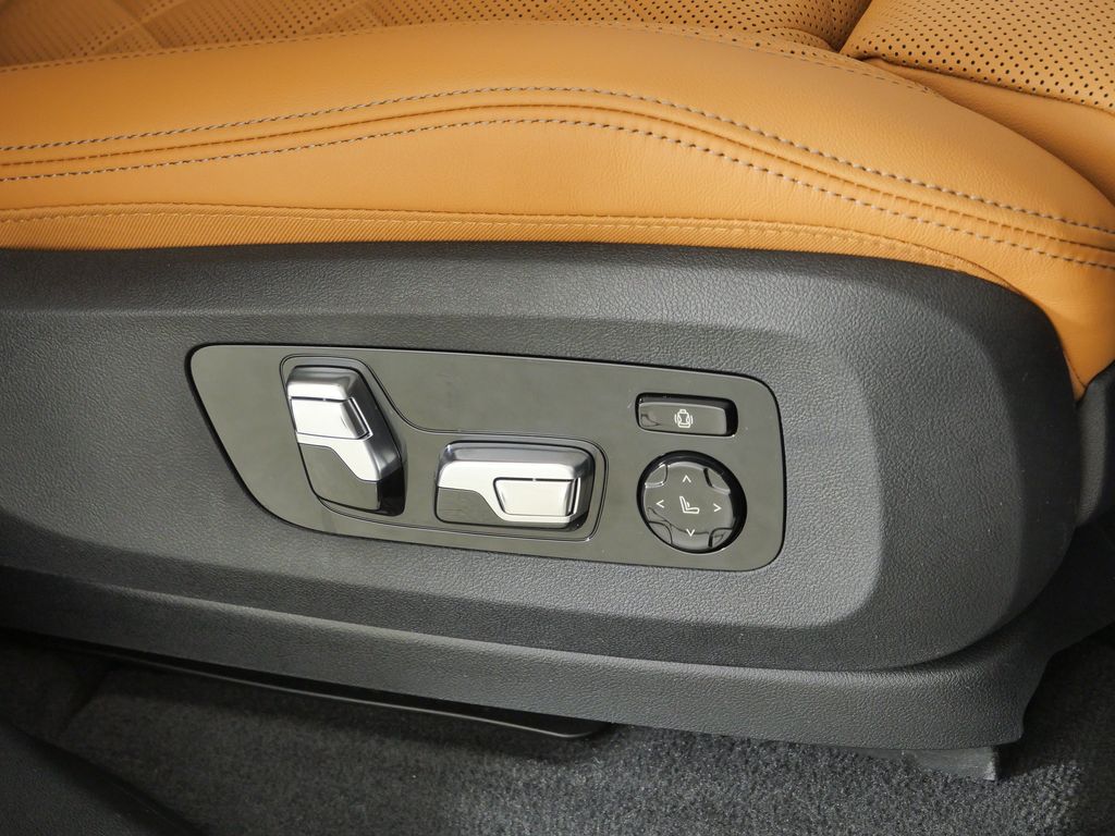 Thumbnail: 2024 BMW X5 - 26