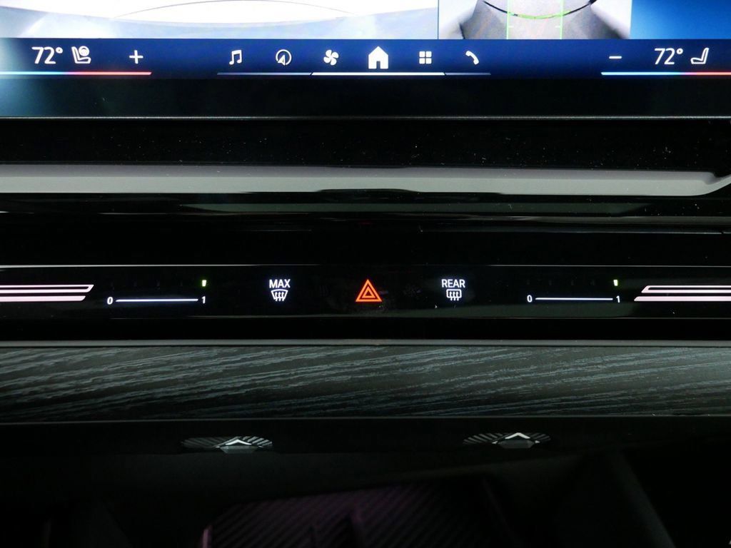 Thumbnail: 2025 BMW 5 Series - 48