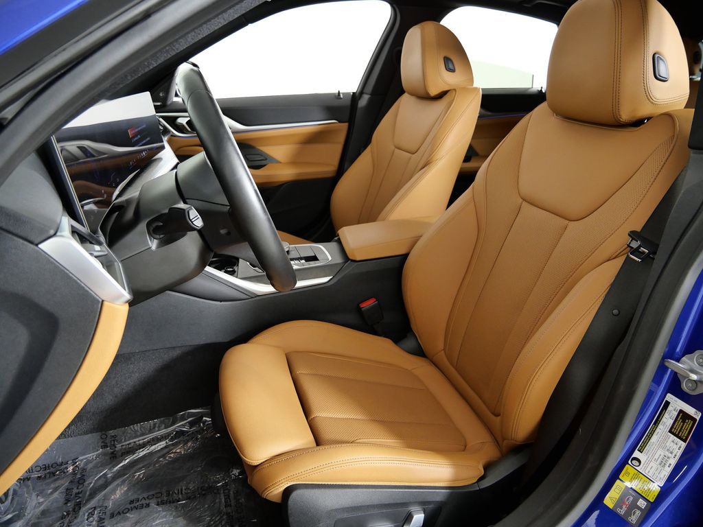 Thumbnail: 2024 BMW i4 - 39