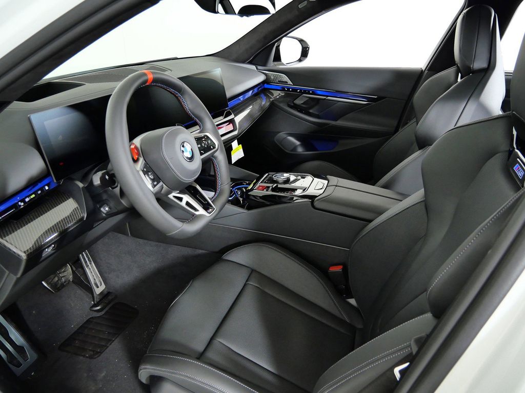 Thumbnail: 2026 BMW M5 - 34