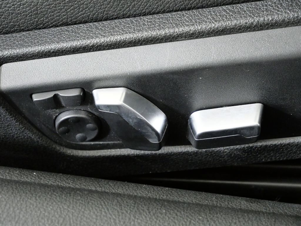 Thumbnail: 2020 BMW 4 Series - 23