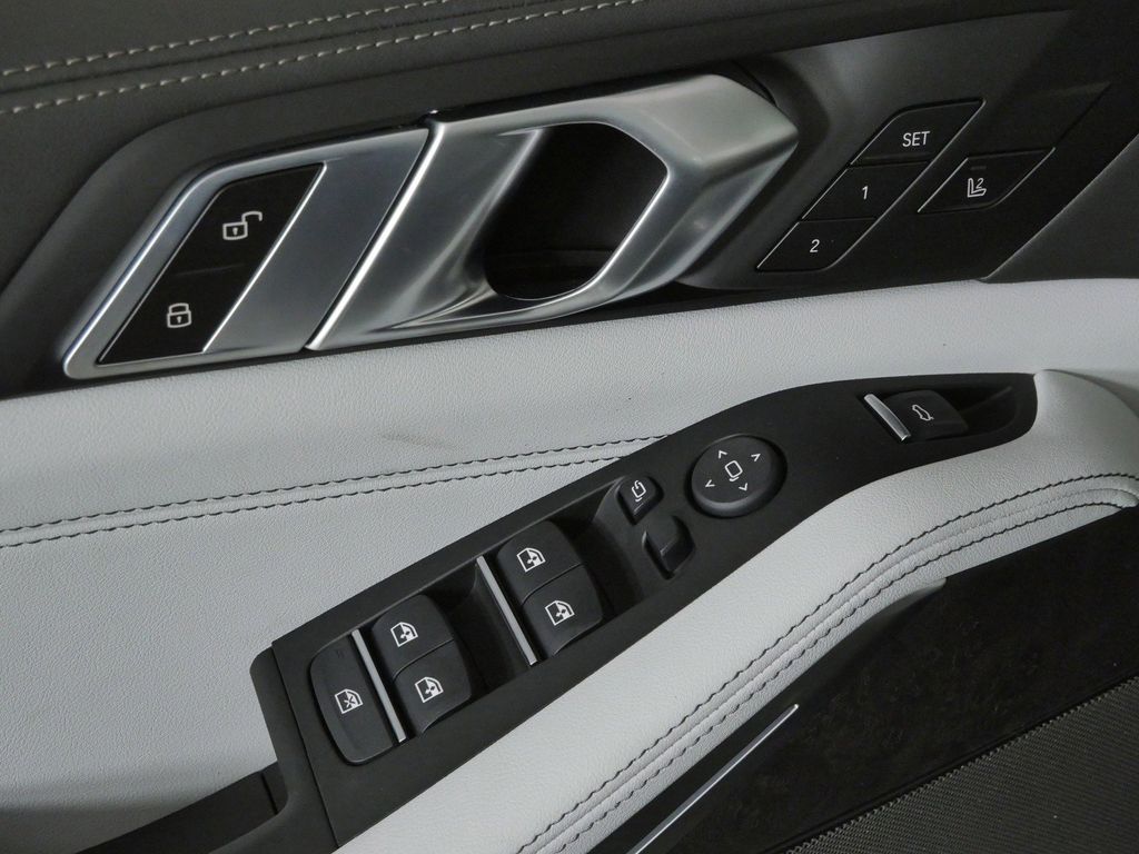 Thumbnail: 2026 BMW X5 - 37