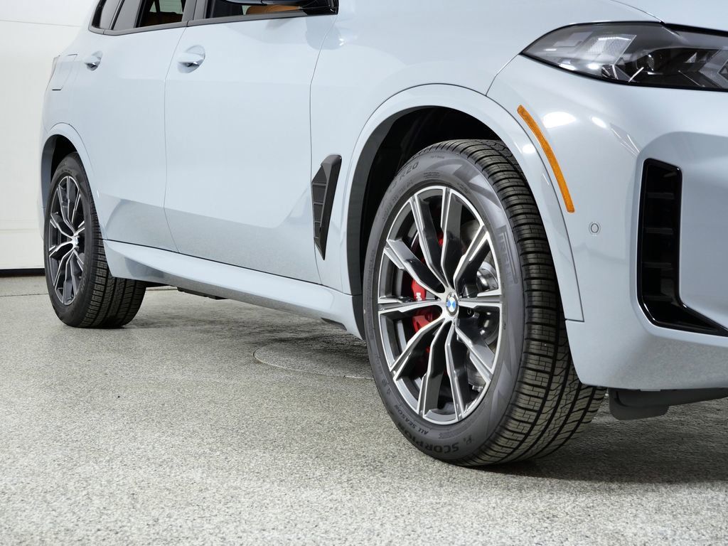 Thumbnail: 2026 BMW X5 - 8