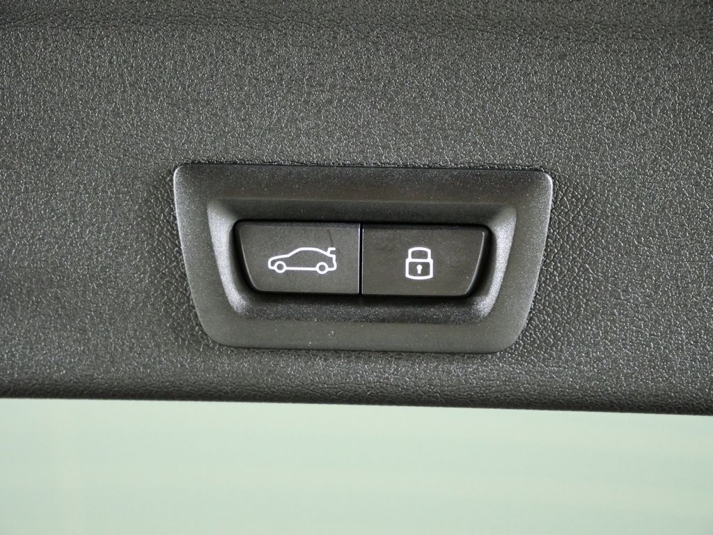 Thumbnail: 2026 BMW X6 - 29