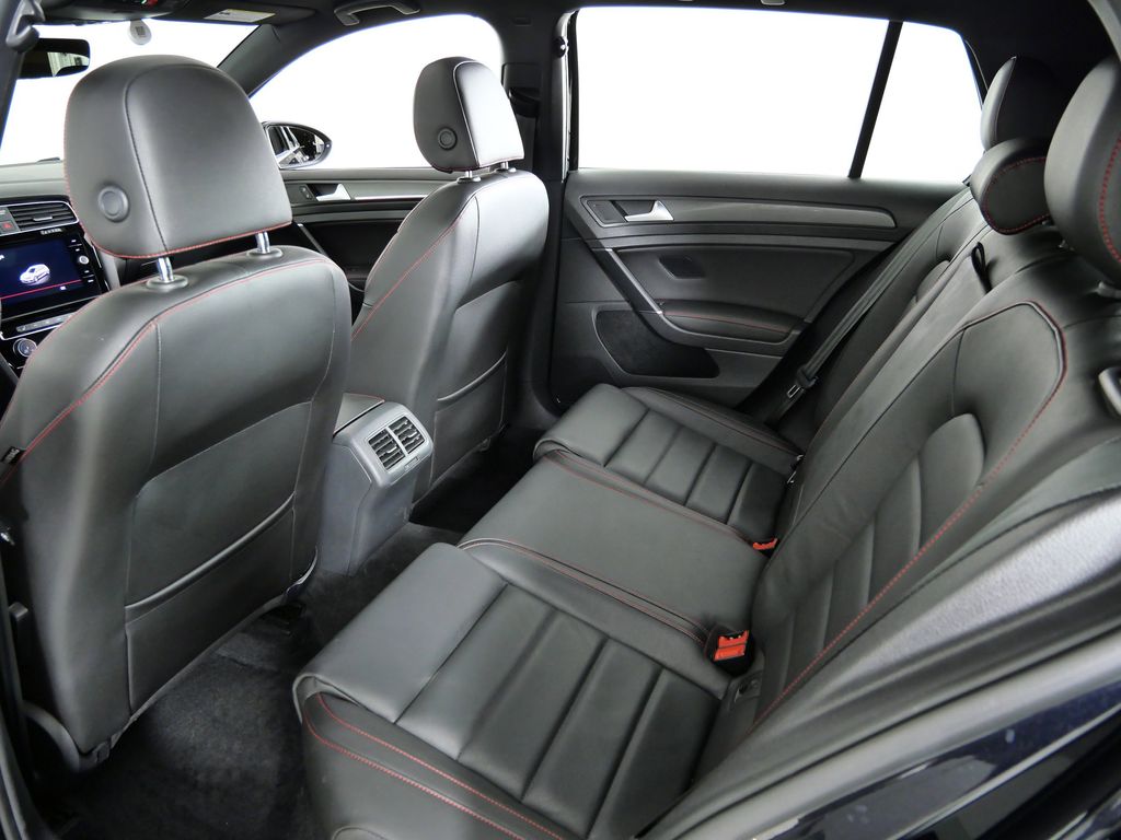 Thumbnail: 2021 Volkswagen Golf - 29