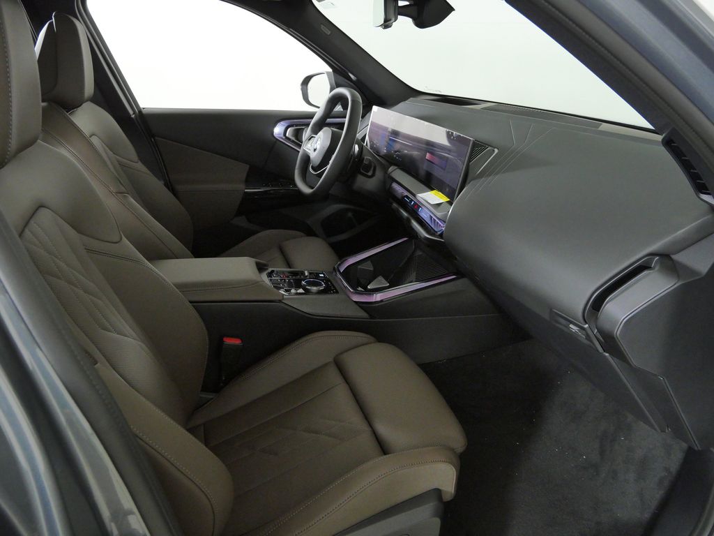 Thumbnail: 2026 BMW X3 - 21