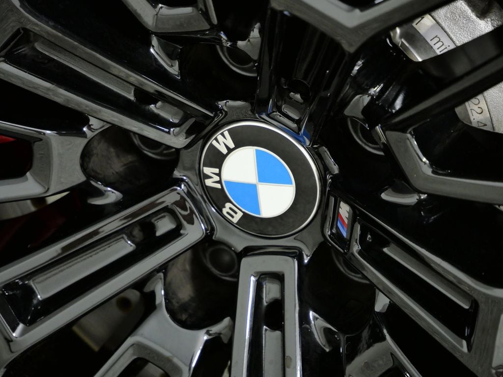 Thumbnail: 2025 BMW M2 - 14