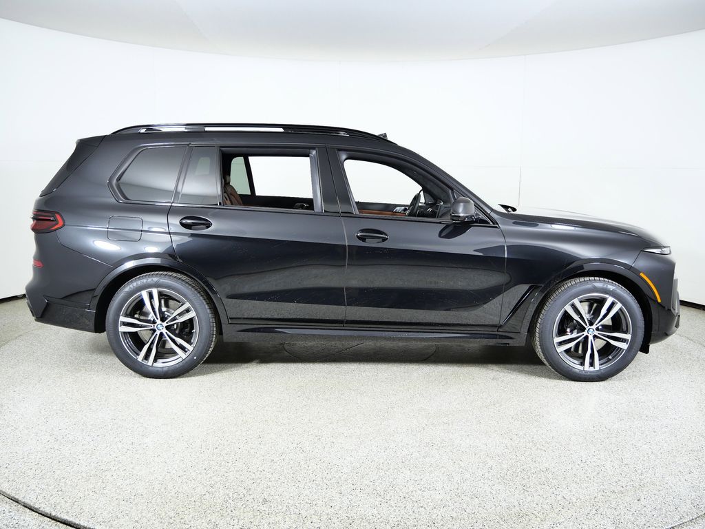Thumbnail: 2026 BMW X7 - 8