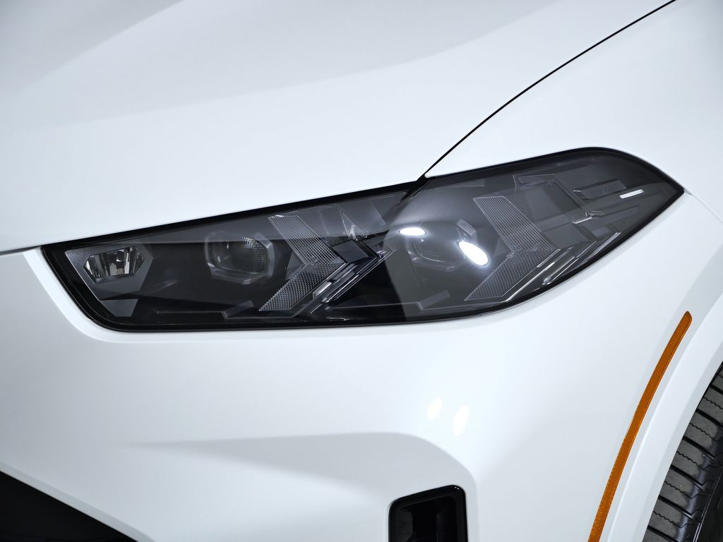 Thumbnail: 2026 BMW X5 - 3