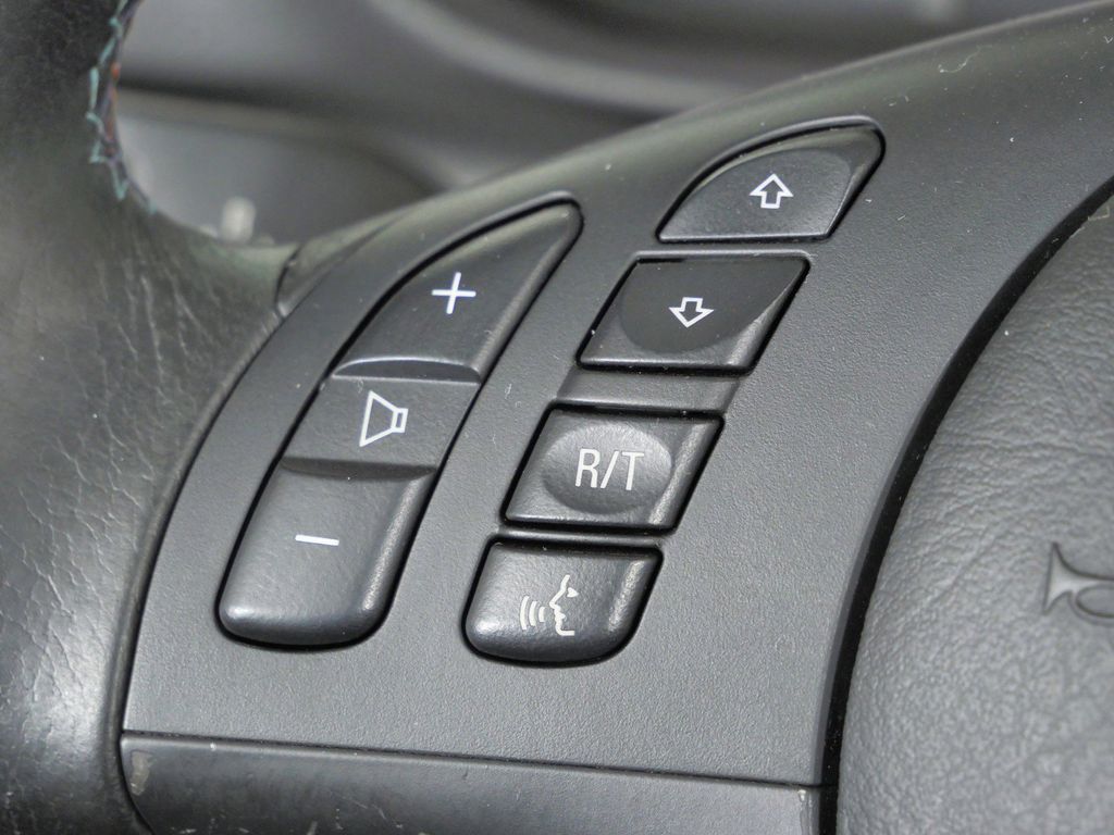 Thumbnail: 2004 BMW M3 - 35