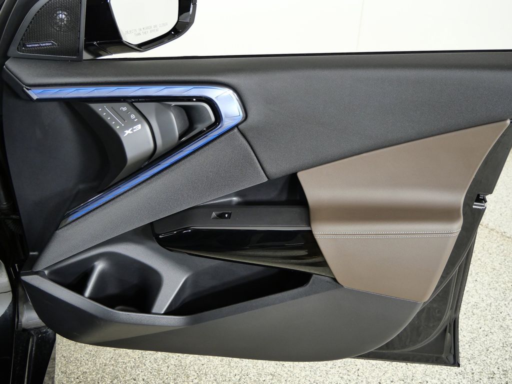 Thumbnail: 2025 BMW X3 - 24