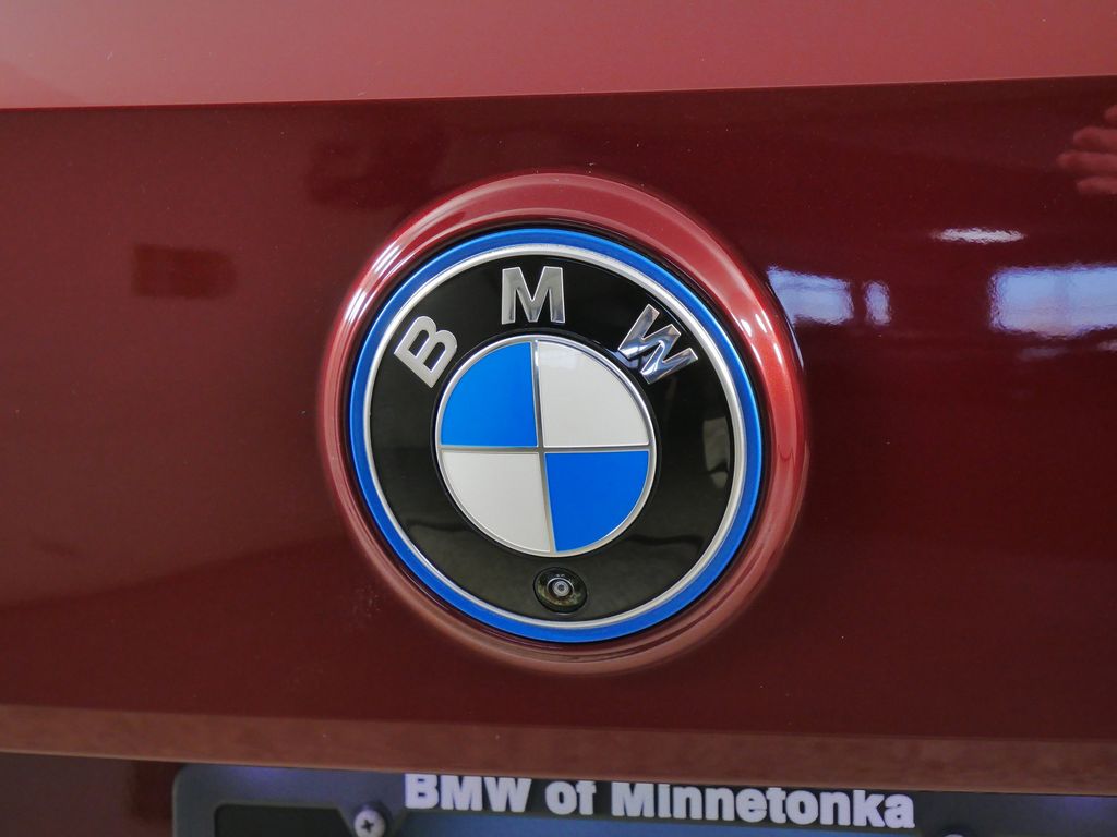 Thumbnail: 2023 BMW iX - 15