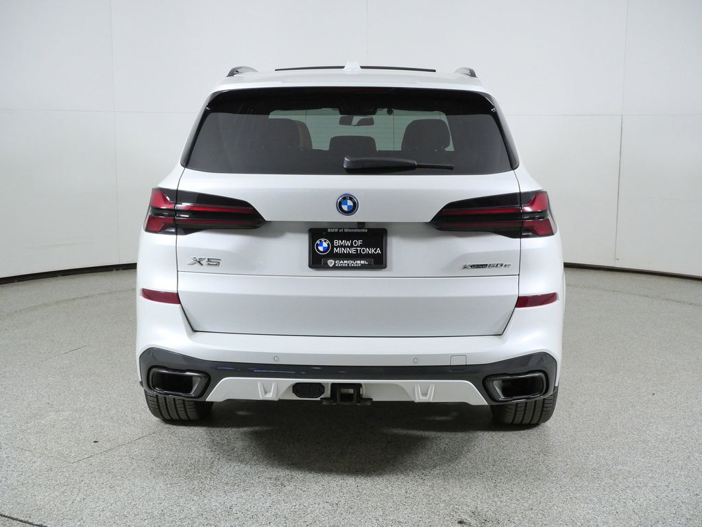 Thumbnail: 2025 BMW X5 - 12