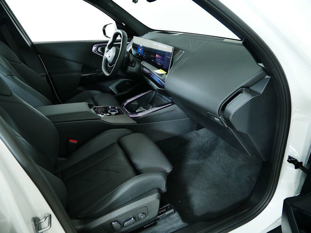 Thumbnail: 2026 BMW X3 - 22
