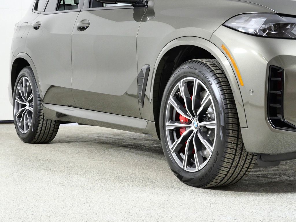Thumbnail: 2026 BMW X5 - 6