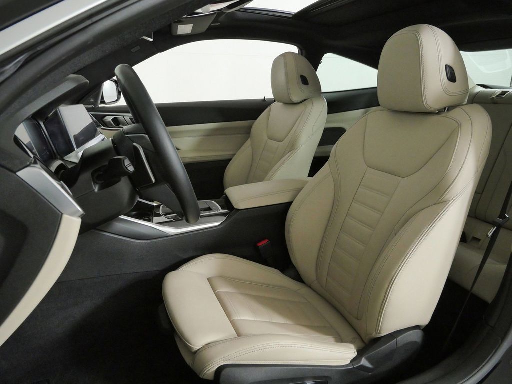 Thumbnail: 2021 BMW 4 Series - 30