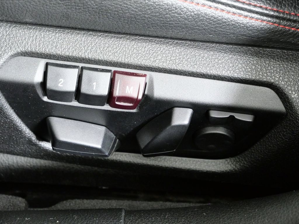 Thumbnail: 2013 BMW 3 Series - 36