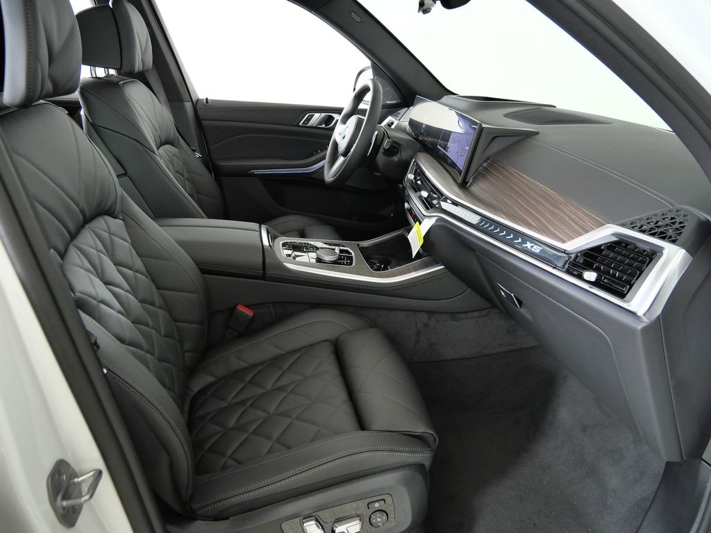 Thumbnail: 2026 BMW X5 - 20