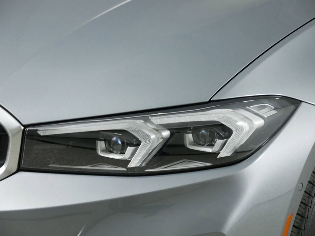 Thumbnail: 2025 BMW 3 Series - 18